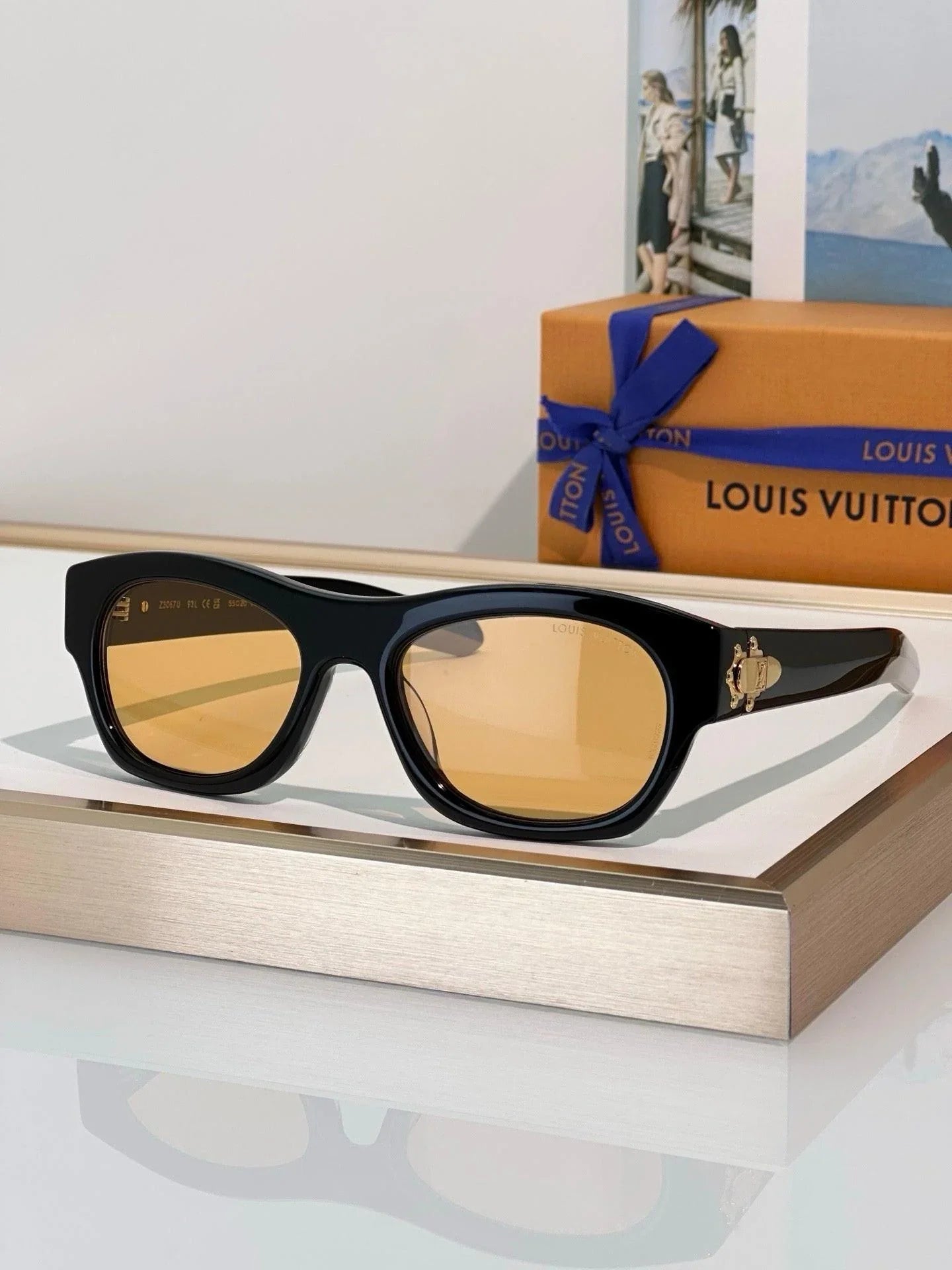 Louis Vuitton Z3048U LV Frog Round Square Sunglasses ✨ — onlinechics