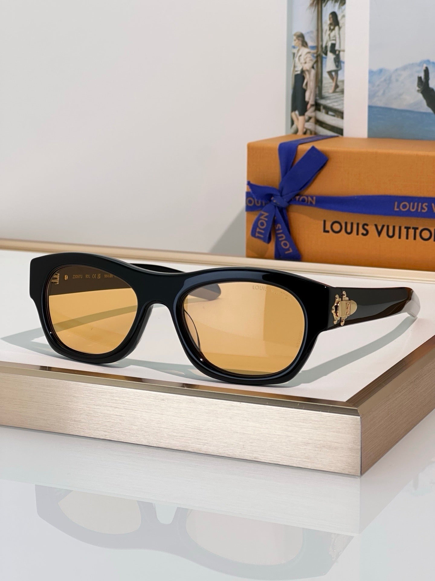 Louis Vuitton Z3048U LV Frog Round Square Sunglasses  ✨ - onlinechics.com