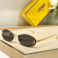 Fendi First FE4075US sunglasses in metal oval shape Women's✨