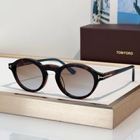 TOM FORD  Aristotele-02 TF1332 52J Sunglasses  🔱