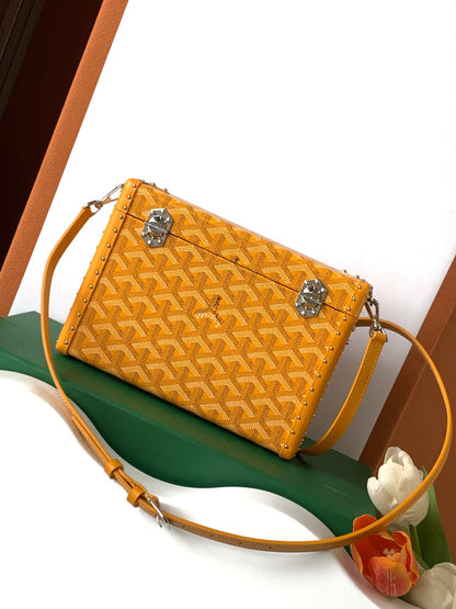 Goyard Cassette Trunk Strap Bag - 11 Available Colors ✨ - onlinechics.com