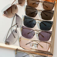 Louis Vuitton Z3457U Curvy Flower Rectangle Sunglasses✨