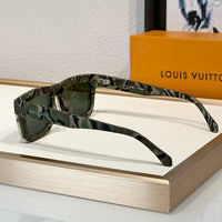 Z2442U Louis Vuitton Super Vision Square Sunglasses ✨