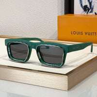 Z2442U Louis Vuitton Super Vision Square Sunglasses ✨