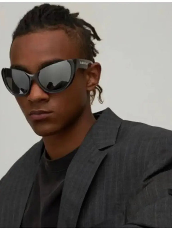 BALENCIAGA 0201S Black Mask Butterfly / Cat Eye Fashion Sunglasses 🖤
