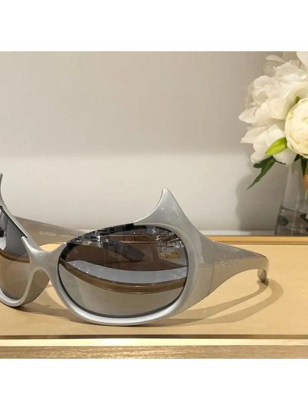 BALENCIAGA GOTHAM CAT SUNGLASSES  ✨
