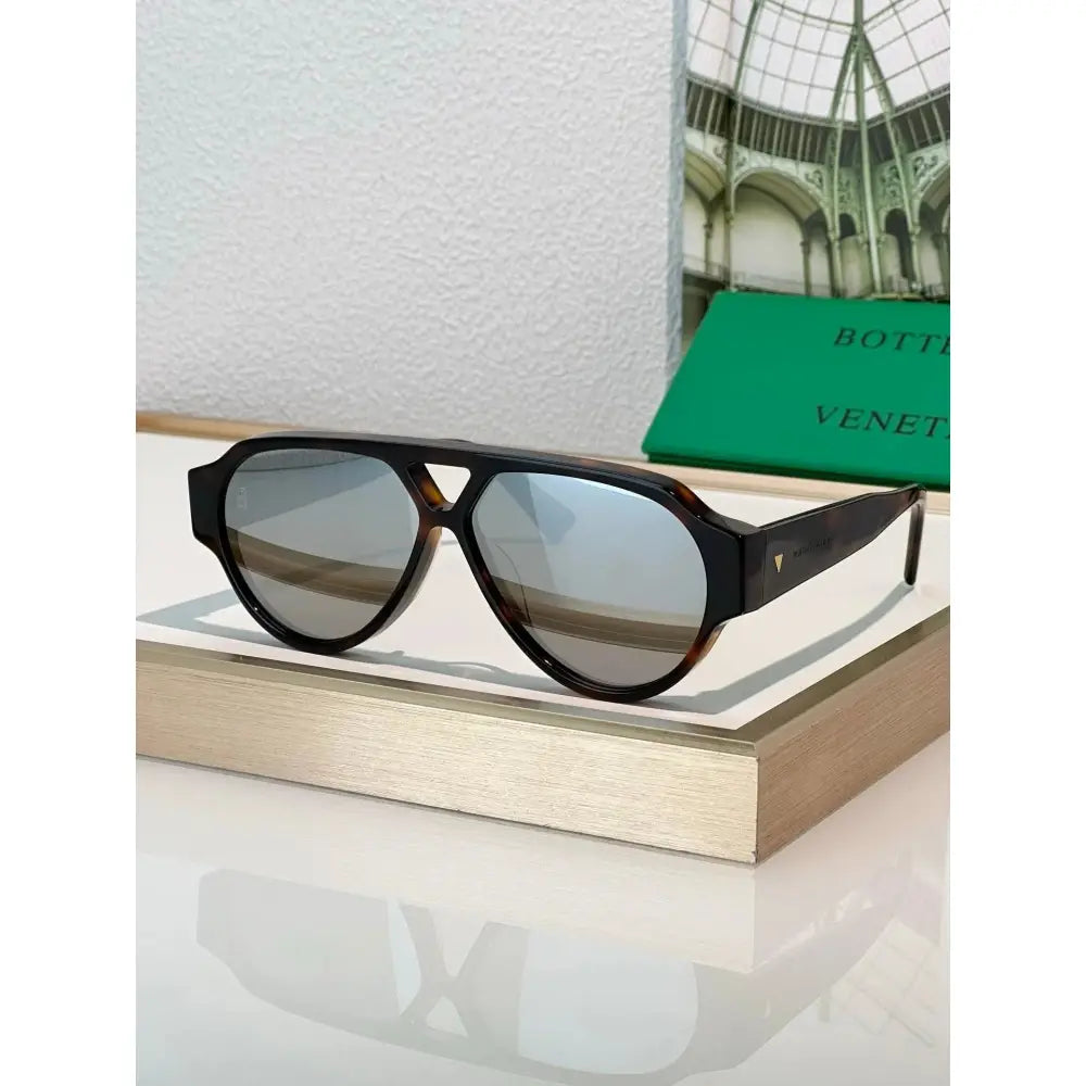 BOTTEGA VENETA BV 1318S  Unisex Sunglasses💚