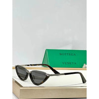 Bottega Veneta BV 1346S 001 Sunglasses 💚