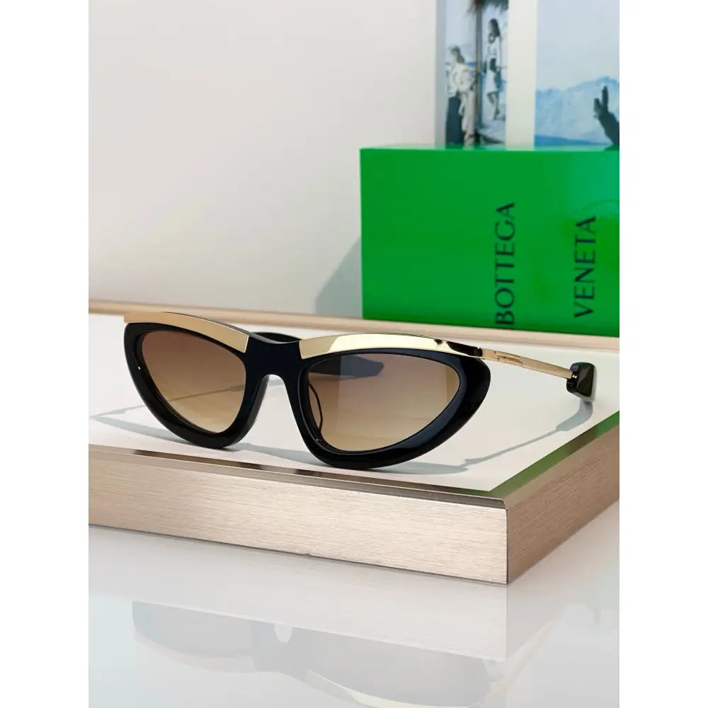 BOTTEGA VENETA BV1477S Sunglasses 💚