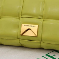 Bottega Veneta Classic size Padded Cassette leather bag 💚
