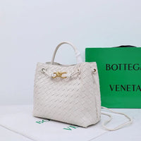 Bottega Veneta Medium Andiamo leather bag 💚