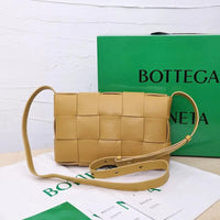 Bottega Veneta Small Cassette Small Intreccio leather bag 💚