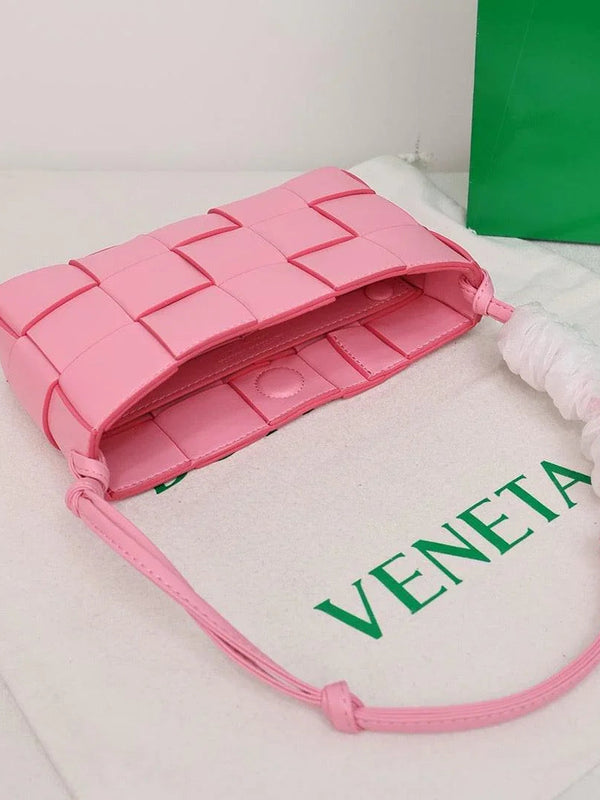Bottega Veneta Small Cassette Small Intreccio leather bag 💚