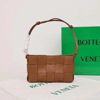 Bottega Veneta Small Cassette Small Intreccio leather bag 💚