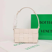 Bottega Veneta Small Cassette Small Intreccio leather bag 💚