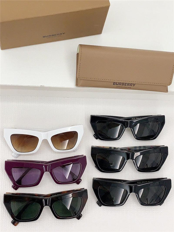 ✨BURBERRY 4405/300187 Sunglasses