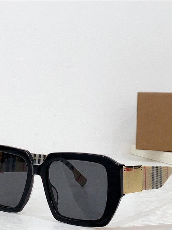 BURBERRY Check Oversized 54 Women's Sunglasses✨
