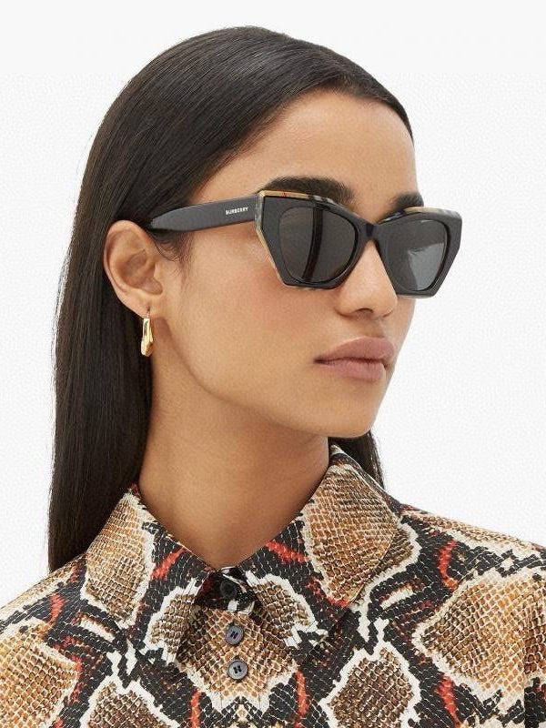 Burberry Sunglasses Women's  4299/383013  ✨