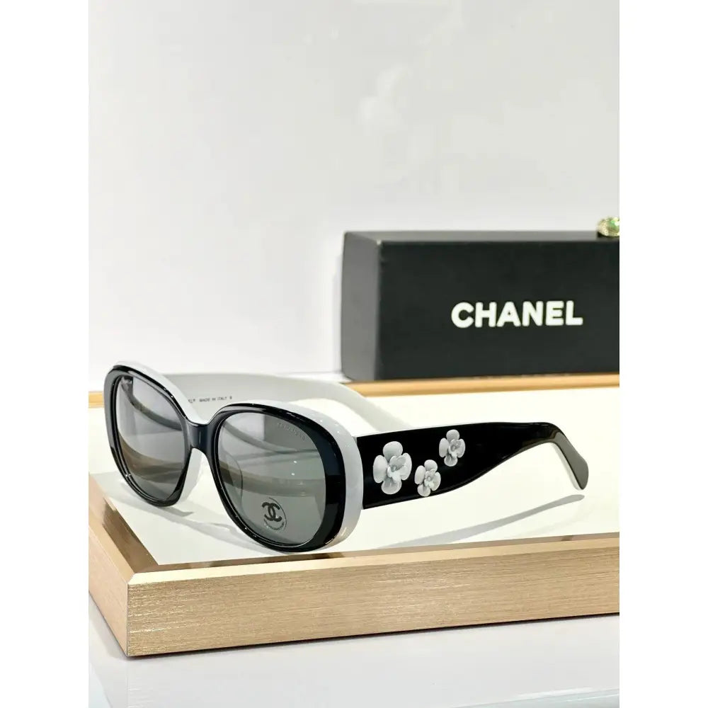 CHANEL 5113 Black Sunglasses W/ 3D Flower Side Detail   🖤