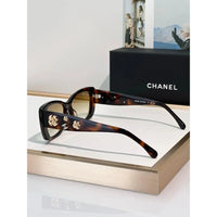 CHANEL 5186A Sunglasses W/ 3D Flower Side Detail   🖤