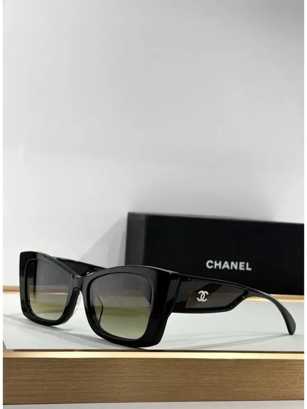CHANEL 5430 Cat Eye Shape Sunglasses   🖤