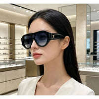 CHANEL 5568 Sunglasses Chanel Eyewear  🖤