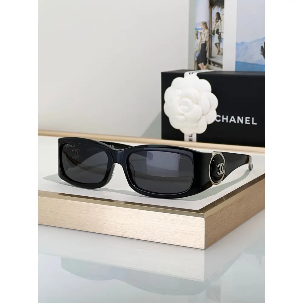 CHANEL 6030S  Rectangular Vintage Sunglasses Chanel Eyewear  🖤