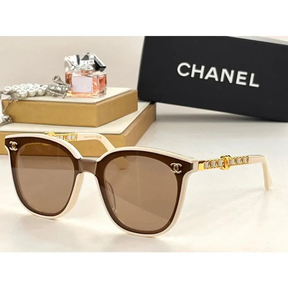 CHANEL CAH95072 Women's Sunglasses ✨