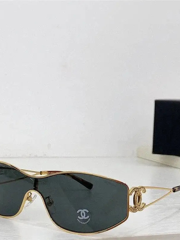 Chanel CC logo Cat-Eye Sunglasses 🖤
