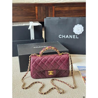 CHANEL Chanel Mini Flap Bag in Quilted Leather with Chain 23  ✨