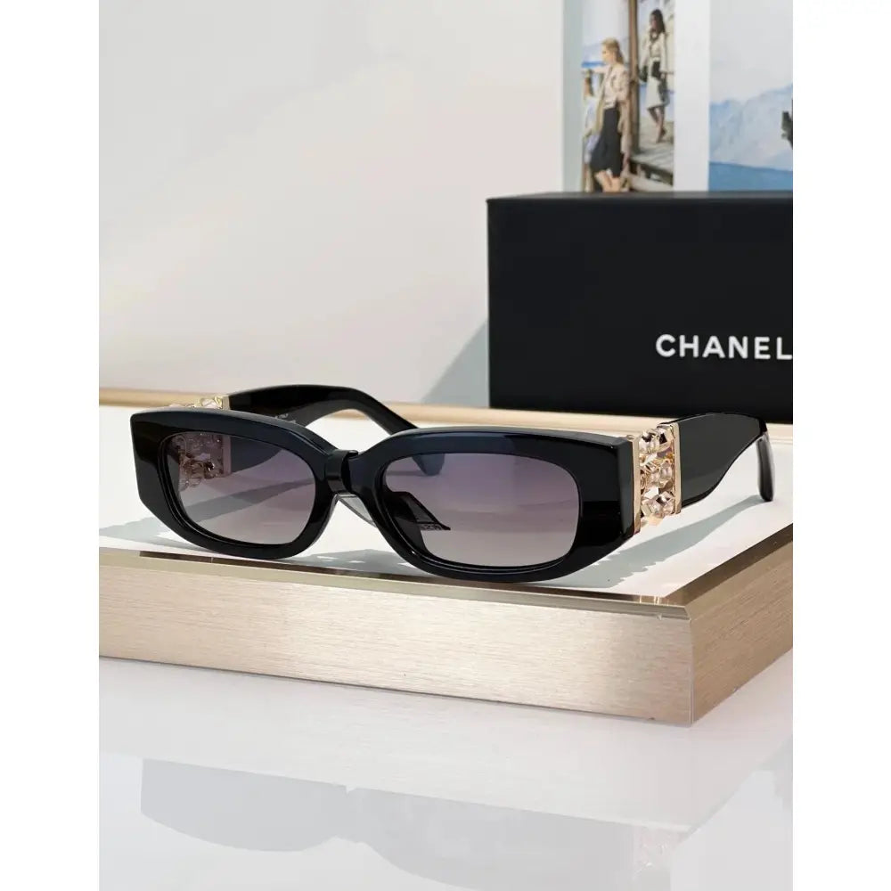 CHANEL Rectangle Sunglasses CH5544 Chanel Eyewear  🖤