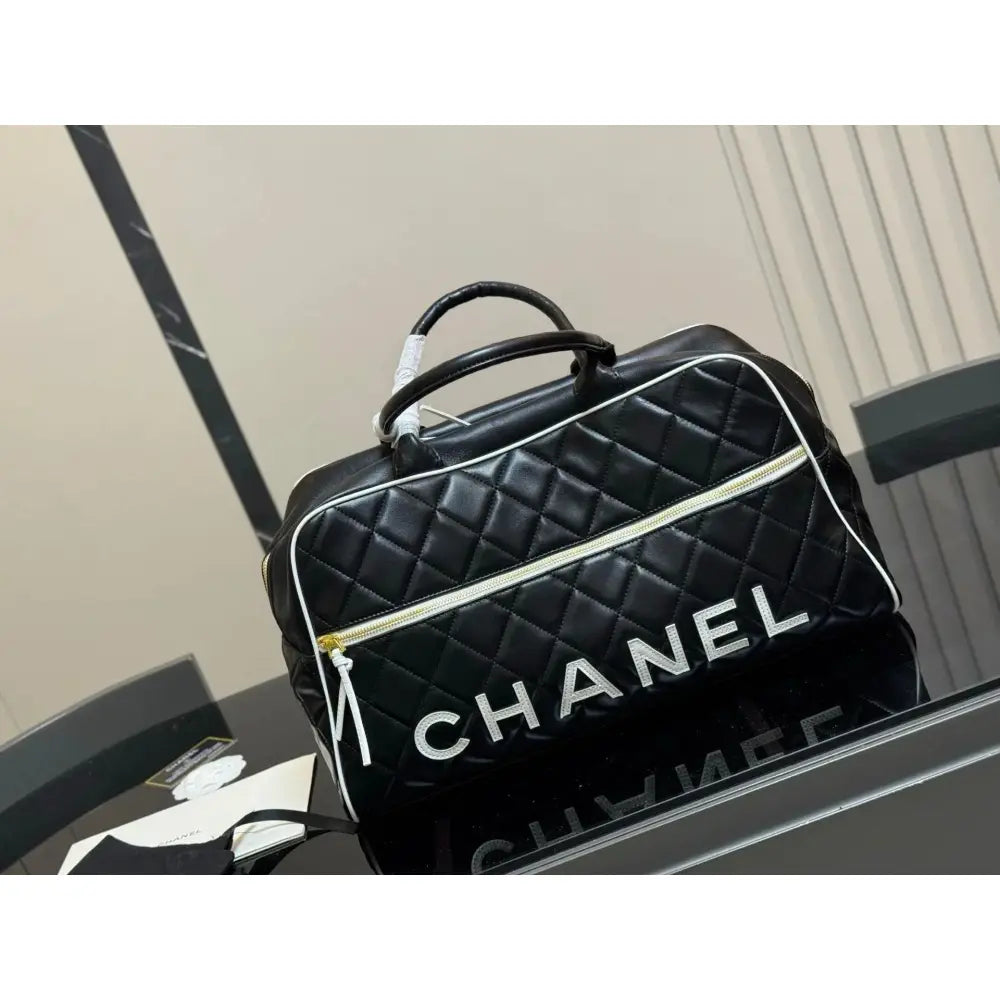 Chanel Vintage CHANEL ULTRA RARE 1994-1996  diamond-quilted holdall bag 🖤
