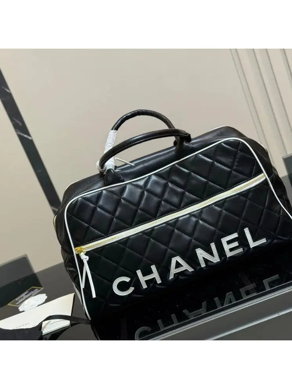 Chanel Vintage CHANEL ULTRA RARE 1994-1996  diamond-quilted holdall bag 🖤