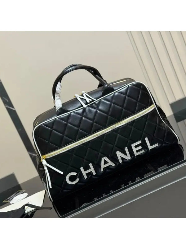 Chanel Vintage CHANEL ULTRA RARE 1994-1996  diamond-quilted holdall bag 🖤