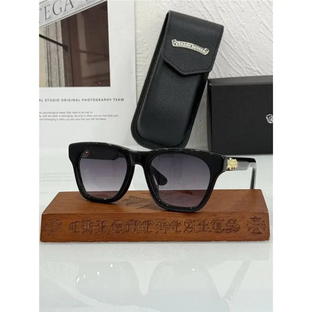Chrome Hearts CLITTERATI Sunglasses⚜️