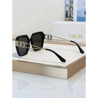 Dior  30Montaigne S6U CD 40083U Rectangular Sunglasses✨