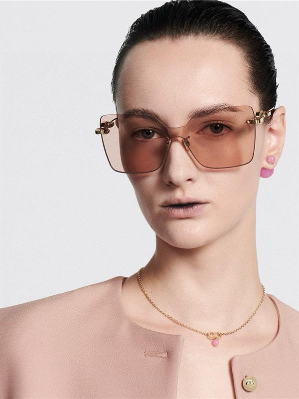 DIOR CD Chain M1U Nude Square Sunglasses✨