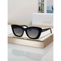 DIOR CD DiorMidnight B3I Black Butterfly Sunglasses ✨