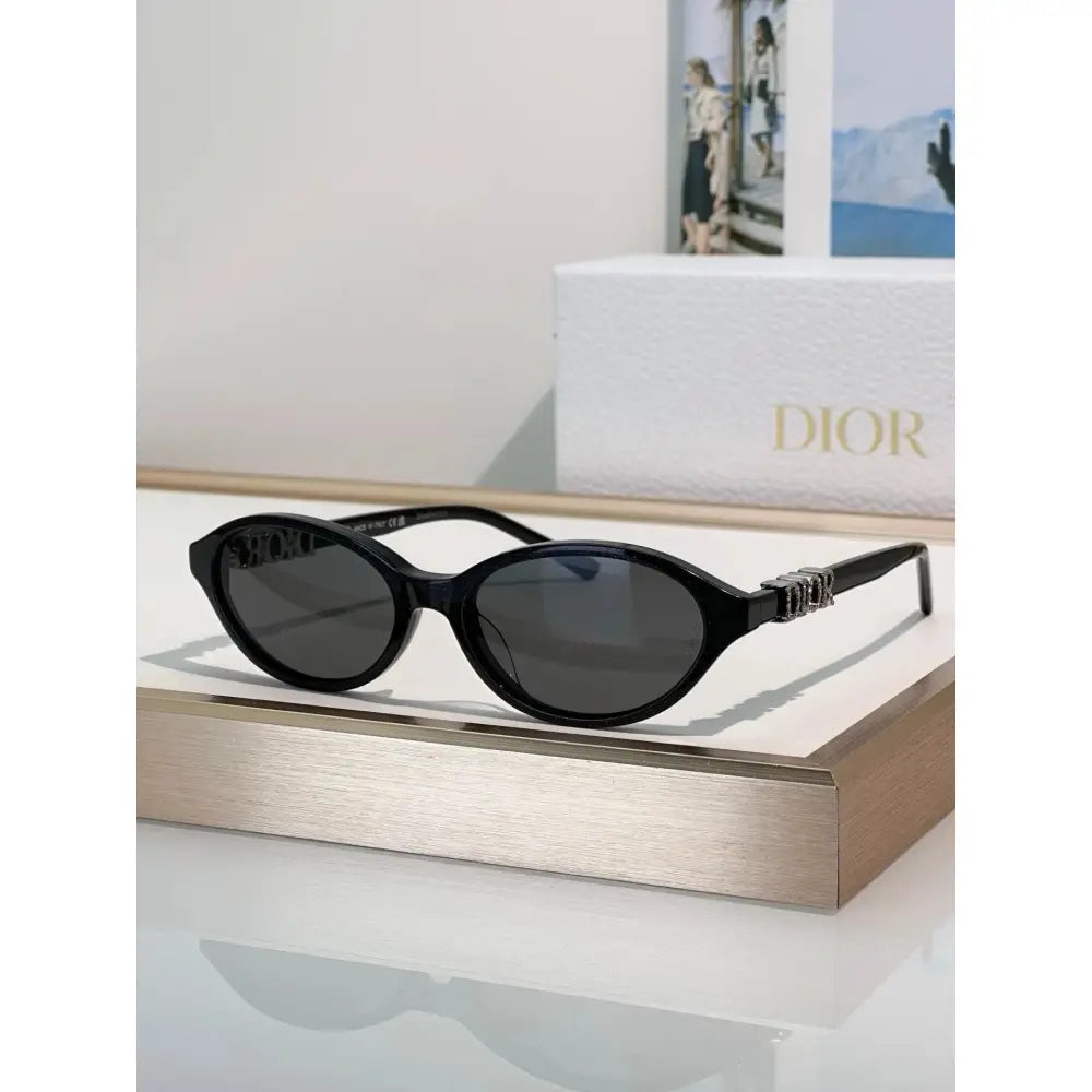 DIOR CD DiorTreasure R1I Black Oval Sunglasses ✨