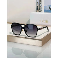 DIOR CD DiorTreasure S1F Square  Sunglasses ✨