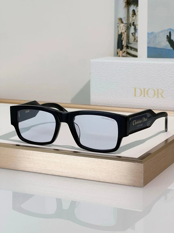 DIOR Christian Dior Label S1I 13A0 Sunglasses ✨