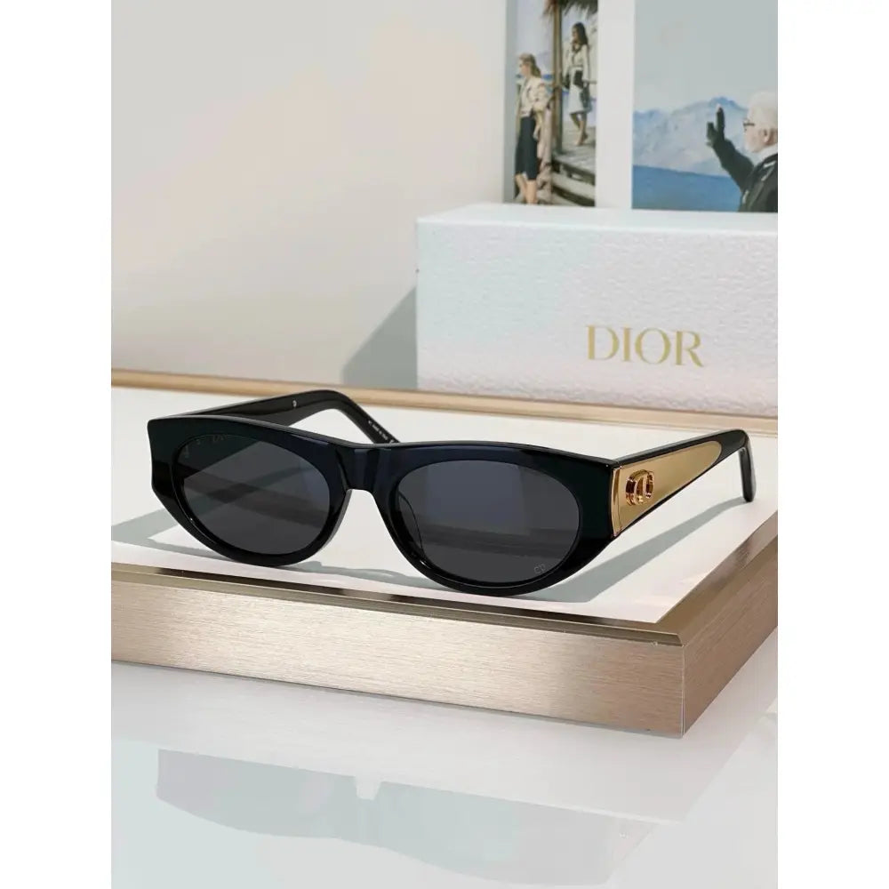 DIOR DiorGlow B2F Black Butterfly Sunglasses ✨