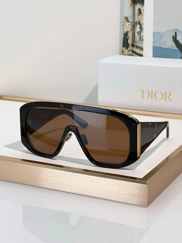 DIOR DiorGraphique M2U Shield Sunglasses ✨