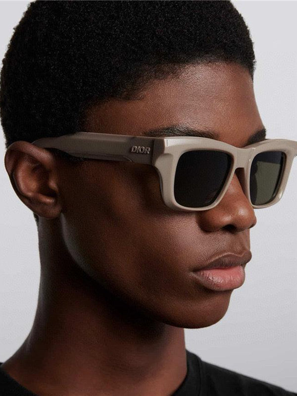 DIOR DiorXplorer S2F Dusty Rectangular Sunglasses✨