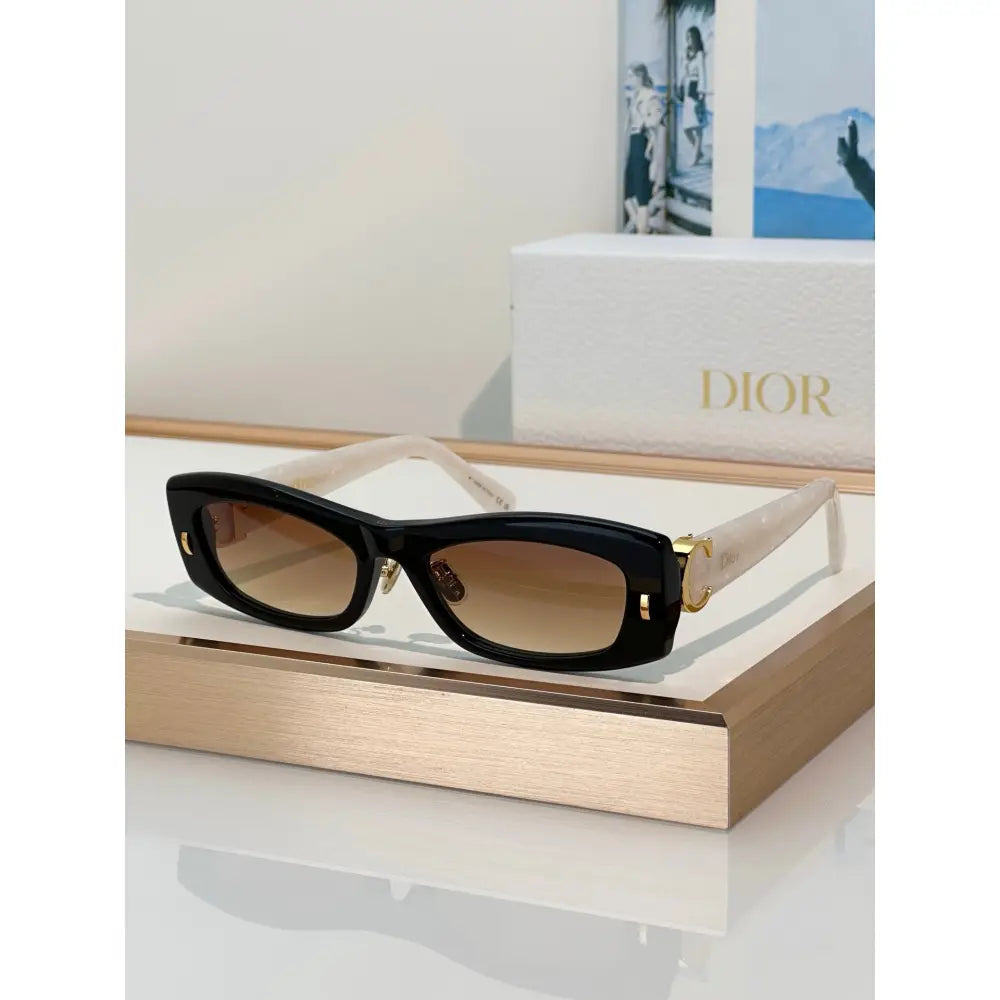 DIOR Dior Initials S1F Black Rectangular Sunglasses✨