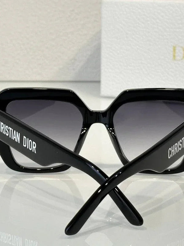 DIOR Square Wildior S3U Sunglasses✨