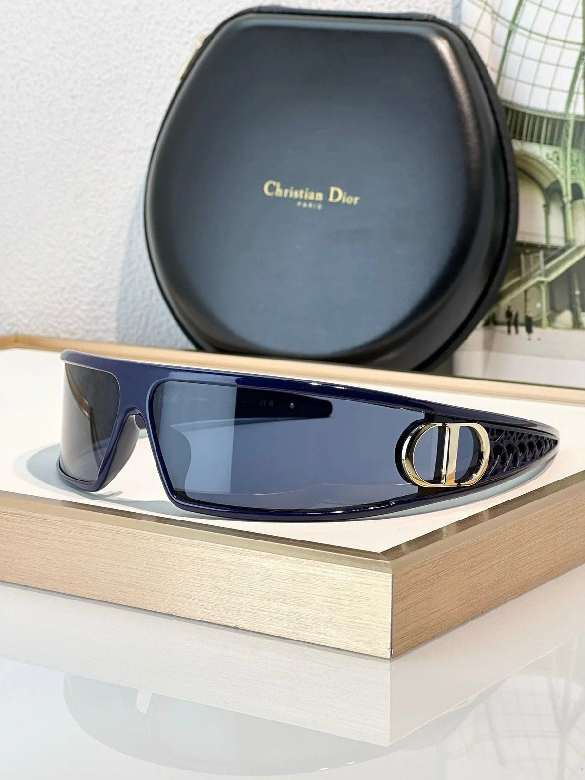 DIOR VeryDior M1 Sunglasses✨