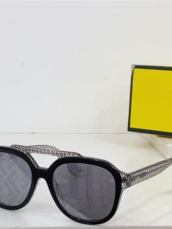 Fendi FAD 40076U Unisex Sunglasses ✨