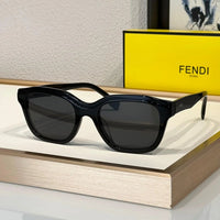 Fendi FE 40077I Men's Sunglasses✨