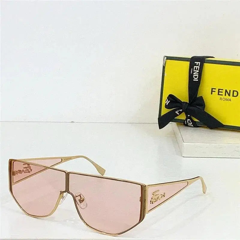 FENDI FE40051U 32A Disco Shield Sunglasses✨